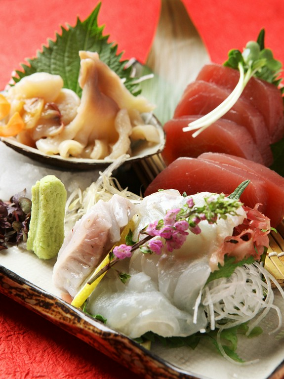 旬の味わいを存分に『お造り盛り合わせ』