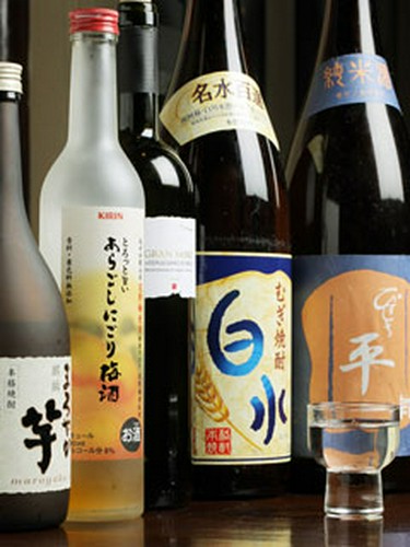 焼酎、日本酒、ワイン…お酒は様々ございます。