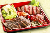 厳選した仙台牛の美味しさが全部詰まった贅沢なお弁当です。おもてなしや振舞事などに最適な内容です。