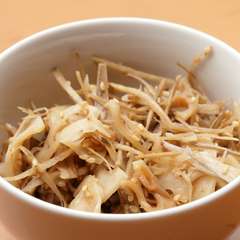 甘みよりも食感を楽しむ、お酒のつまみにぴったりの『きんぴら』