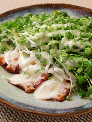 女性客に人気の蛸サラダ♪