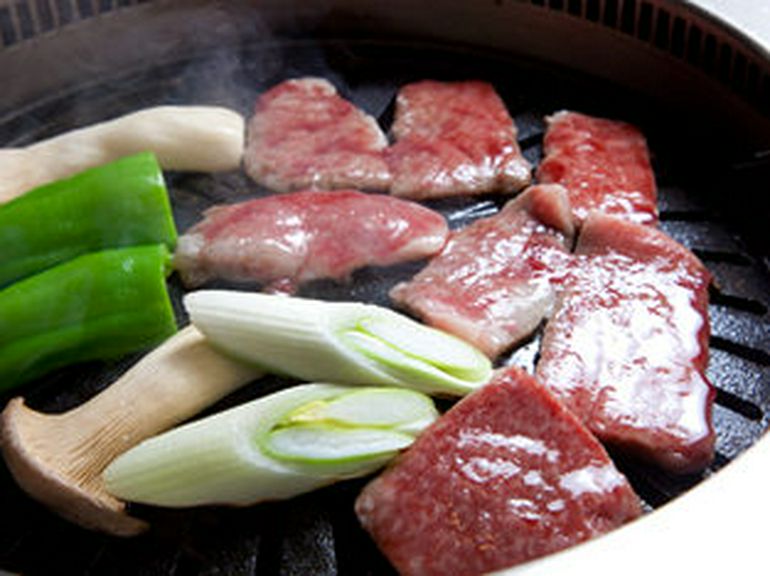 お馴染み、伊万里食肉卸売り販売店が展開する焼肉屋です。