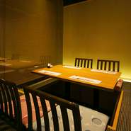 掘りごたつ式個室席①