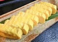 乾きものや珍味など少数精鋭でご用意しております
えいひれ炙り 660円　大政利塩茹で 660円　炙り明太子　770円　揚げ銀杏　715円　■出汁薫る出汁巻き玉子　715円
＊他いろいろございます