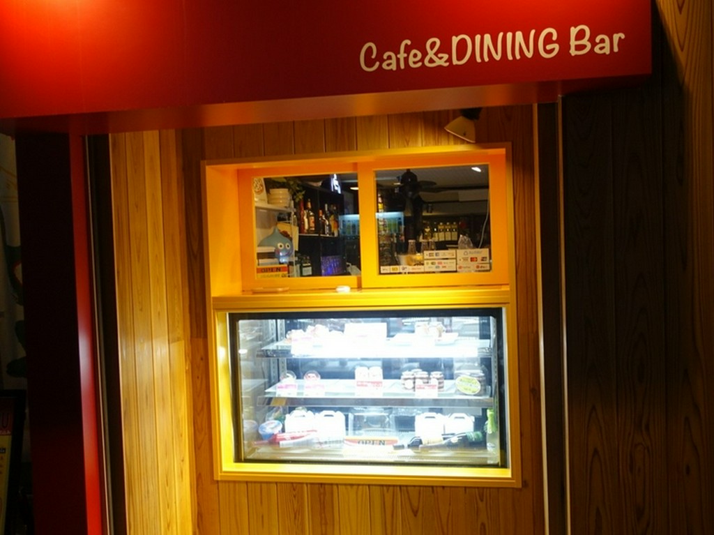 テイクアウトコーナーできました