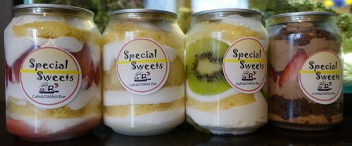 人気のスイーツあります☆