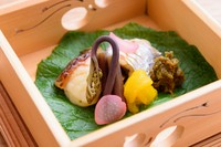 『焼き物　タチウオの紫蘇味噌焼きと銀ぽうの西京焼き』