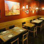 高知の旬の食材を使ったシェフのお任せコース好評頂いてます。
本格イタリア料理に合わせオススメのクラフトビールやワインをお楽しみ下さい。
少人数から団体までご希望に応じたスタイルをご提案致します。