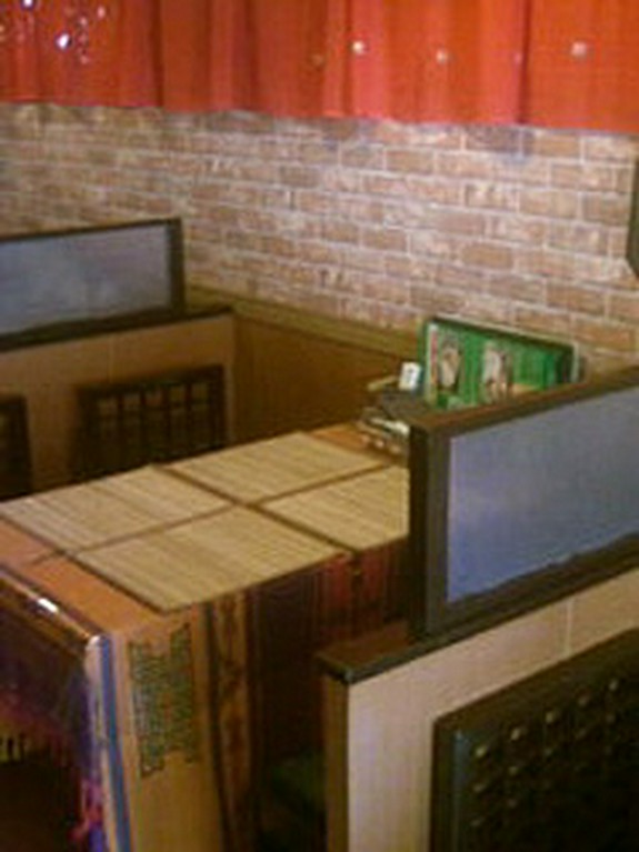 とってもキレイなお店です