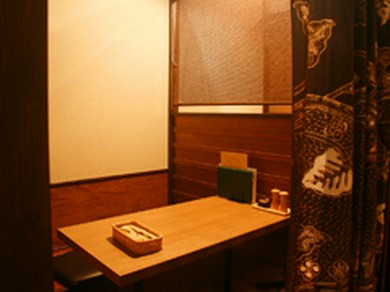 靴を脱いで過ごせる2Fは長時間座っていても疲れない堀りこたつ