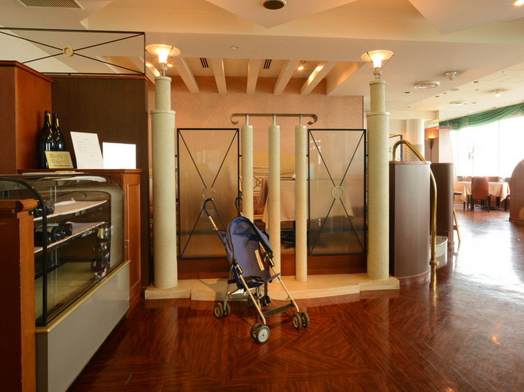 ＜ベビーカー入店・ベビーカー置き場＞