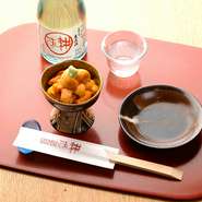 握りや、丼物意外にも酒の肴もご用意いたしております。小樽の地酒と共にいかがでしょうか？