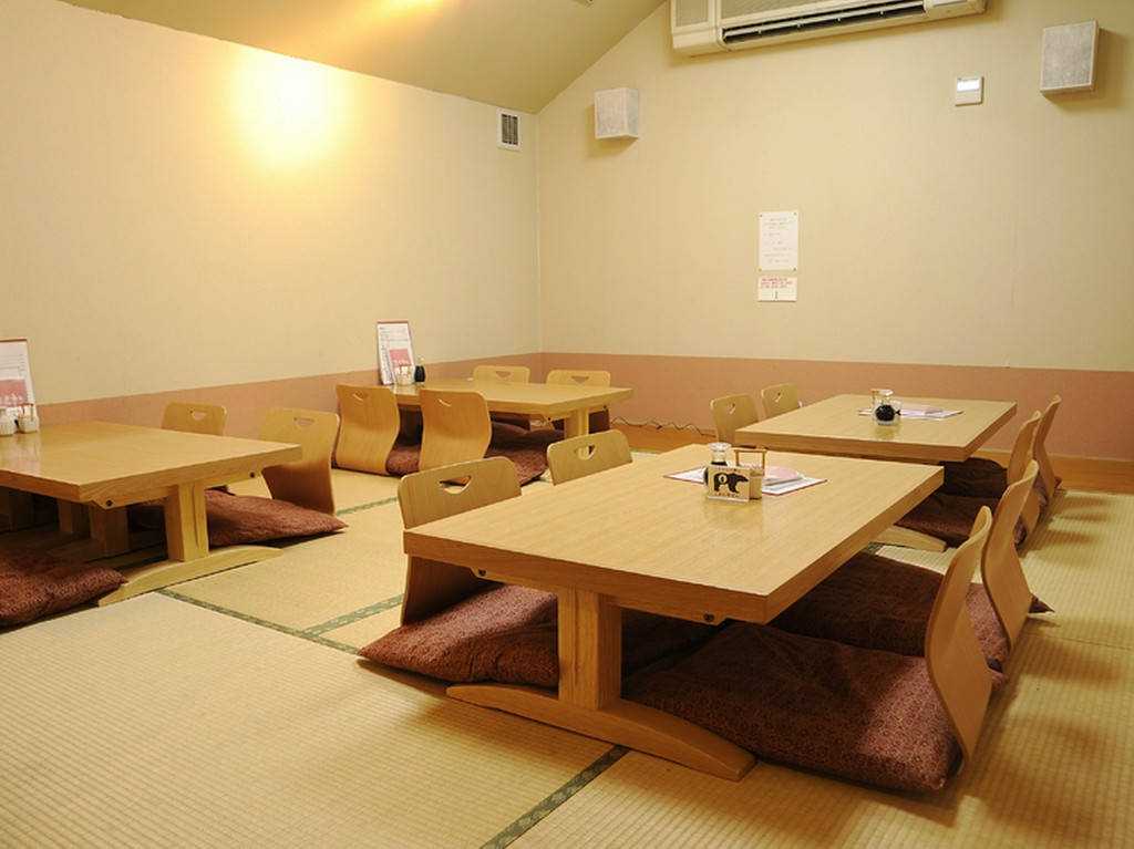 2階、小上がり（座敷席）です。　