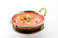 トマトベースでバター風味豊かなエビのカレー