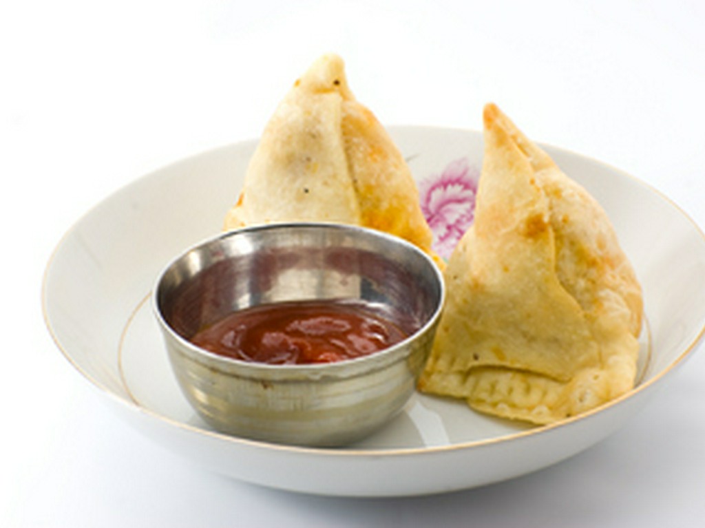 サモサ　【605円】