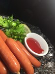 ついつい手を伸ばす旨さ！
パリッとプリッと肉屋のウインナー

