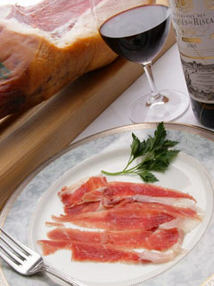 ハモン・イベリコをご賞味あれ