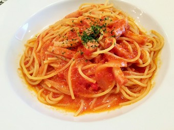 メインのパスタを選べる軽めのコース
