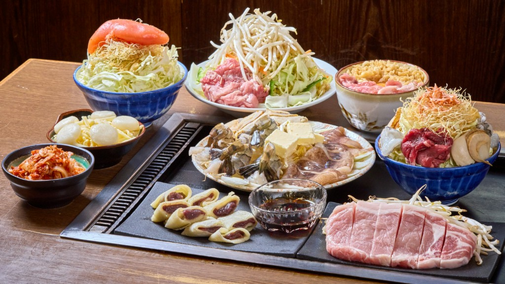 人気メニュー目白押し。友人との集いに嬉しいコース