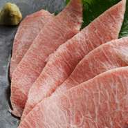 築地老舗高級鮪専門店「石司」より仕入れた逸品！　銀座の鮨屋では、1貫5000円のところも!!