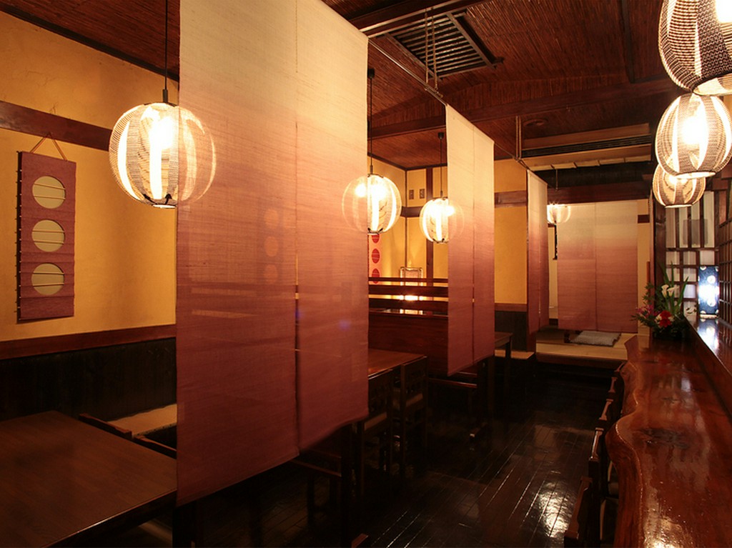 凛とした空気漂う入口