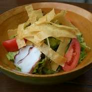 SANTAのカリカリサラダ 