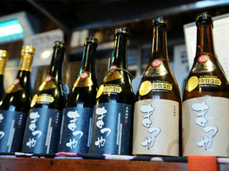 疲れた体にしみる郷土料理とお酒
