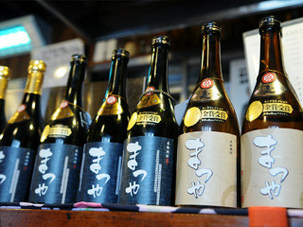 疲れた体にしみる郷土料理とお酒