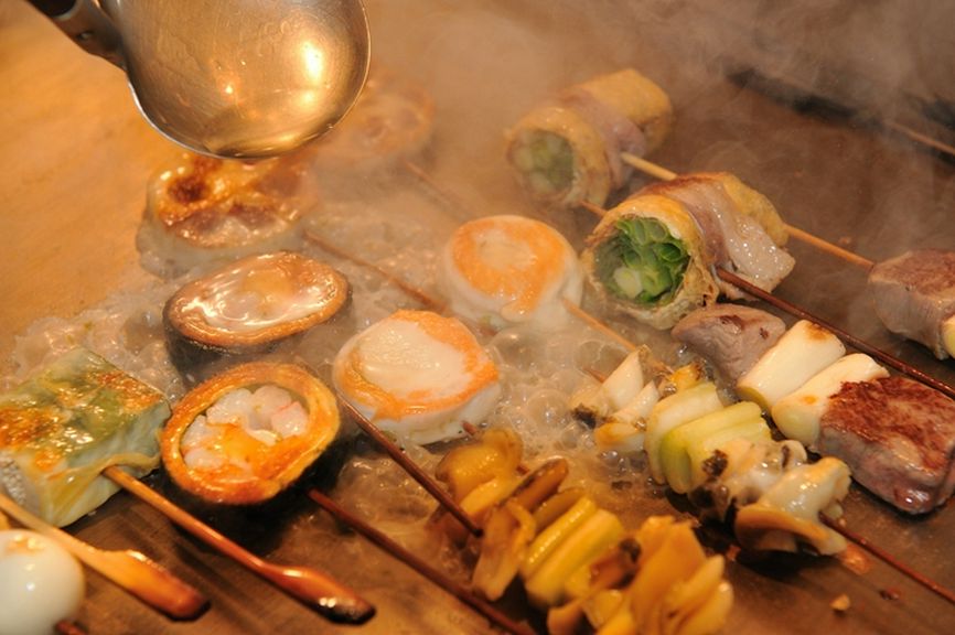 だし汁をかけ、ヘルシーに仕上げる名物【雲仙焼】