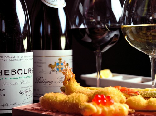 ワインも取り揃えています