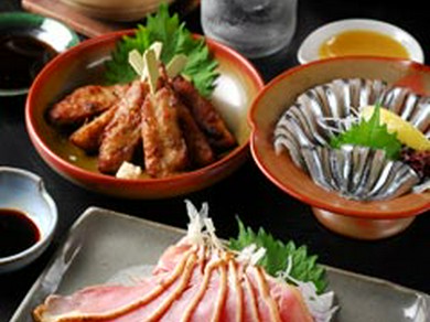 駅3分。6名掘り炬燵あり。 黒豚やゆべしなど鹿児島食材が好評