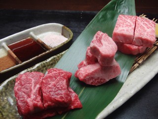 食感がたまらない！通の厚切り三種盛り！ぜひご堪能ください！　