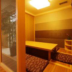 落ち着いた雰囲気の店内