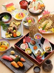 四季折々の食材を使用した本格和食による寿司会席。月替わりで旬の食材を手作りにてご提供しております。