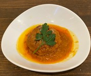 こちらの料理は他の定食にも一皿税込530円でトッピングできます。