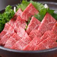 牛肉刺身1100円