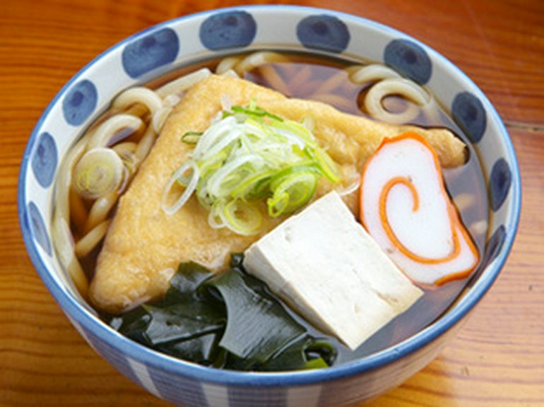 五箇山産の分厚いいなりを使用しております。食べ応え十分です。