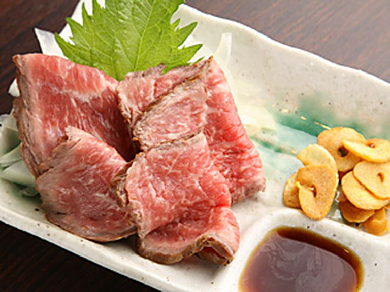 自家製黒毛和牛タタキ