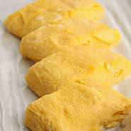 ヨード卵ひかりを使用しておりますのでふっくらまろやか体にも優しい出し巻きです