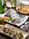 2時間飲み放題付きで、前日迄の要予約。4500円～は牛タン串や季節の高級食材料理にグレードアップ。