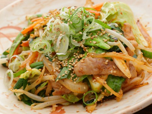 バクダン（テッポウ入り辛味噌炒め）