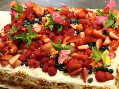 記念日は、お祝いプレートのサービスもあります！