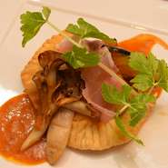 もち豚のパンツェロッティ　　　コース料理より