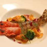 車海老をフレッシュで　　　コース料理より