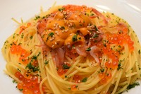 旬の時期にしかできない魚介を贅沢に使ったスパゲティ