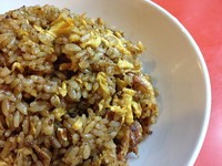 アワビ・干し海老などの辛口海鮮ジャンをつかった風味豊かな一品　
(写真は大盛りです)