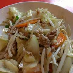 肉野菜炒め　　