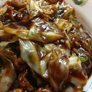 テンメンジャンがお肉とキャベツを引き立てる一品です