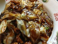 テンメンジャンがお肉とキャベツを引き立てる一品です