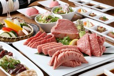 松阪牛の様々な部位を堪能できるコースです。